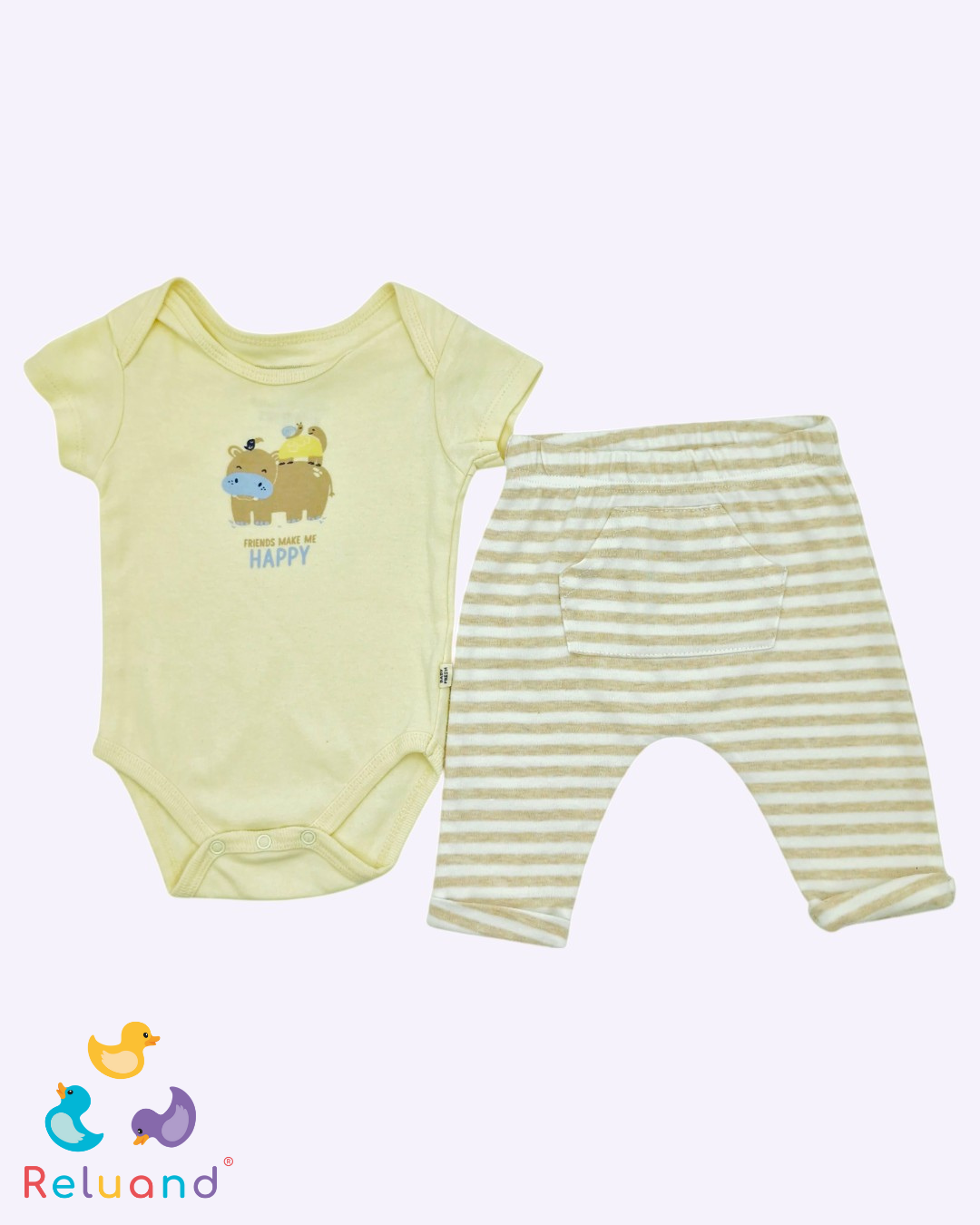 Conjunto body color crema y pantalón a rayas blanco y beige, Talla 0 a 3 meses.