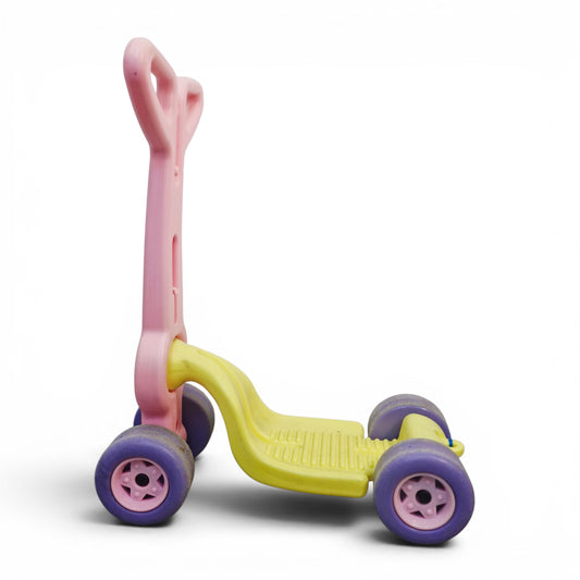 Patineta Rosada — Con Desgaste Visible pero Funcional | Usada $25.000