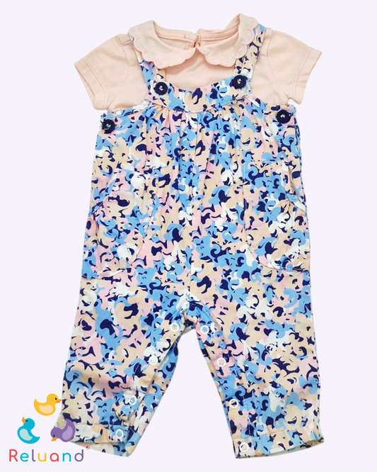 Conjunto overol floral y body rosa pastel, Talla 0 a 3 meses.