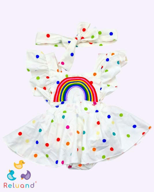 Body en vestido blanco con pepas de colores y arcoíris, con accesorio para cabeza, Talla 0 a 3 meses.