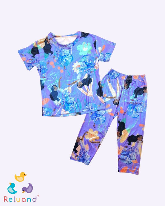 Conjunto Isabela en color lila brillante, talla 4T.