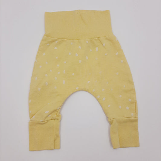 Pantalon amarillo de puntos 3-6M marca Baby Fresh