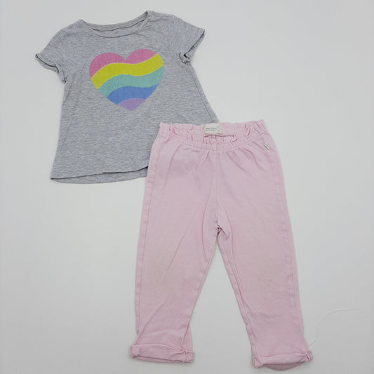 Conjunto de corazon 9-12M marca Baby Fresh