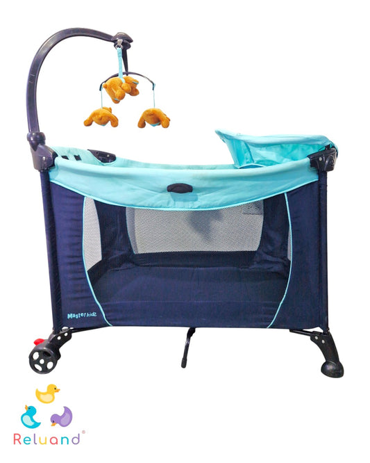 Cuna Corral Master Kids Verde Menta con Azul Oscuro — Con Cambiador y Móvil | Buen Estado