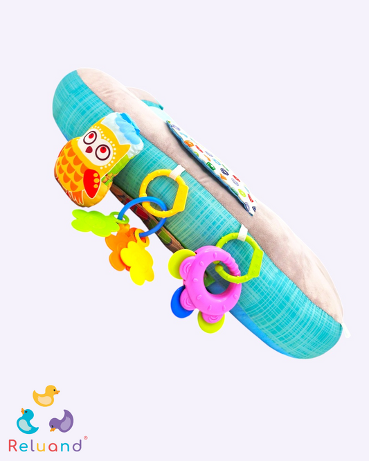 Dona de lactancía y cojín de cabecera, texturas acolchadas, livianas y prácticas para tu bebé.