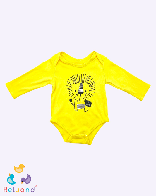 Body manga larga color amarillo con estampado de león minimalista, Talla 6 a 12 meses.