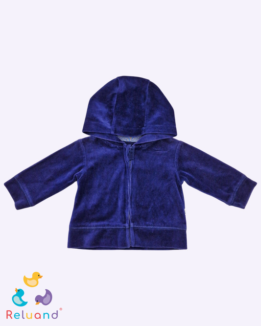 Saco en gamuza con capota color azul oscuro, Marca Baby Fresh, Talla 0 a 3 meses.