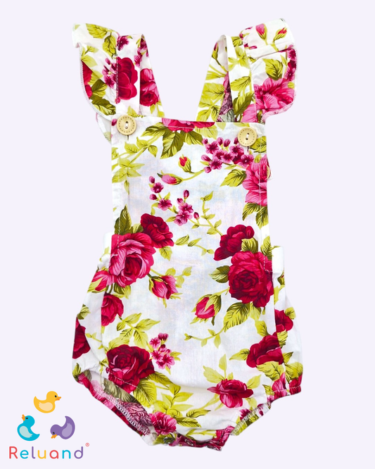 Body jardinera en color blanco con flores rojas y hojas verdes, mangas en polca, Talla 3 a 6 meses.