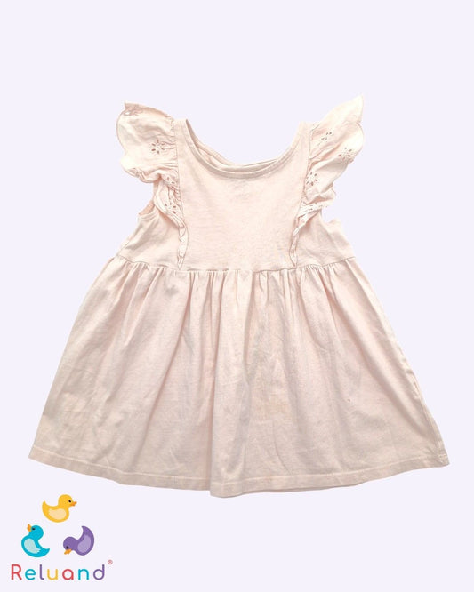 Vestido en color nude con mangas bordadas, marca H&M, talla 2T.