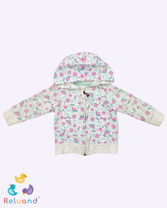 Saco con capota en color blanco, estilo floral en colores pastel, Marca Baby Fresh, Talla 9 a 12 meses.