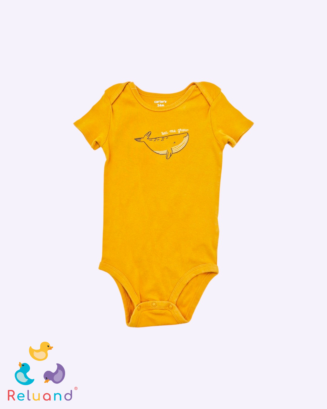 Conjunto body amarillo quemado con bordado de ballena, marca Carter´s, overol en color anaranjado opaco marca Tommy Bahamas, talla 24 meses.