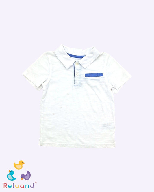 Camibuso color blanco con detalles en azul celeste, marca Cat & Jack, talla 3T.
