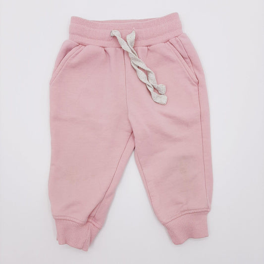 Pantalon rosado marca Baby Yampi