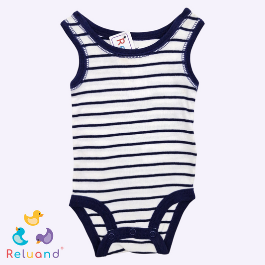 Set bodies X3: gris, gris y blanco a rayas azules, Marca Carter´s, Talla NB.