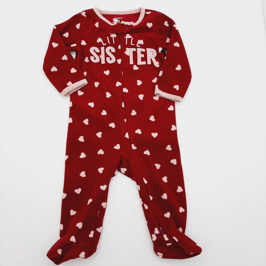 Pijama vinotinto de corazones enteriza marca Carters