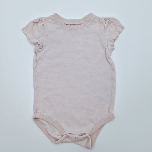 Body rosado mangas 3-6M marca Baby Fresh