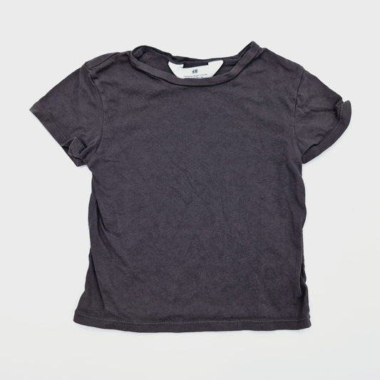 Camiseta Gris oscura  marca H&M Talla 3