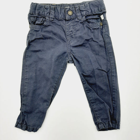 Pantalon gris 6-9M marca Baby Fresh