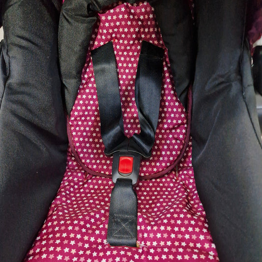 Silla de Carro Tipo Huevito Ebaby Negra con Estampado Uva y Estrellas | Usada