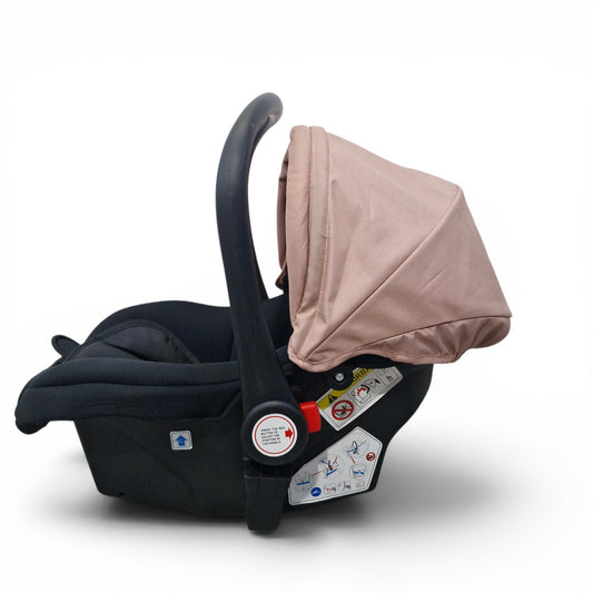 Silla de Carro Tipo Huevito Maxybaby Palo de Rosa — 0 a 13 kg | Usada